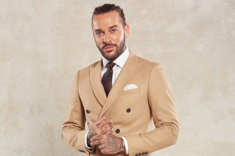 Pete Wicks’ dog Peggy is literally the CUTEST - The Only Way is Essex
