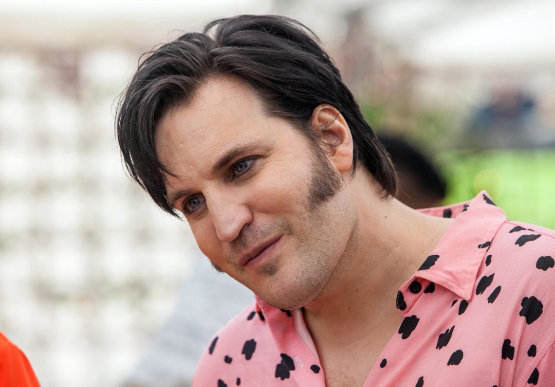 Noel Fielding's haircut makes him almost unrecognisable - Great British Bake Off!