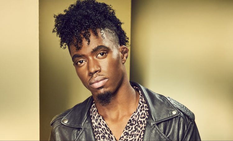 How old is Dalton Harris? Has he tried a career in SINGING before?