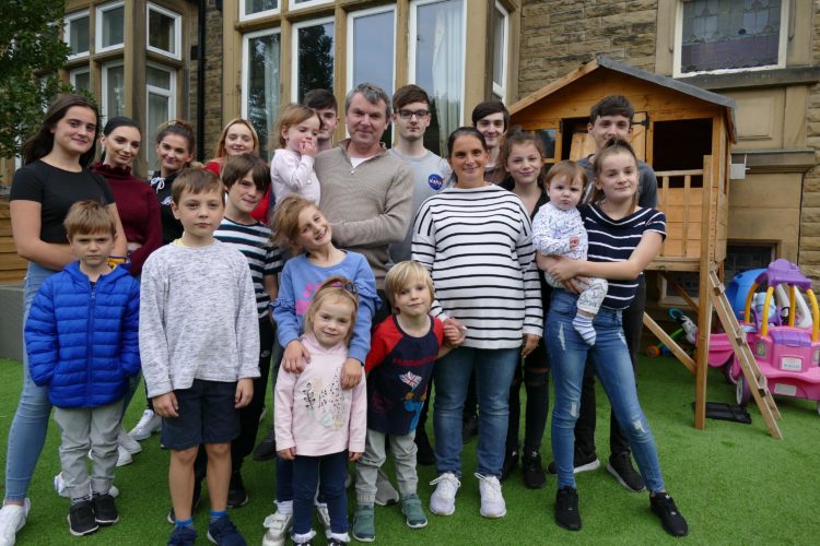 Meet the entire 22 Kids and Counting family from the Channel 4 show - ages, jobs, names!