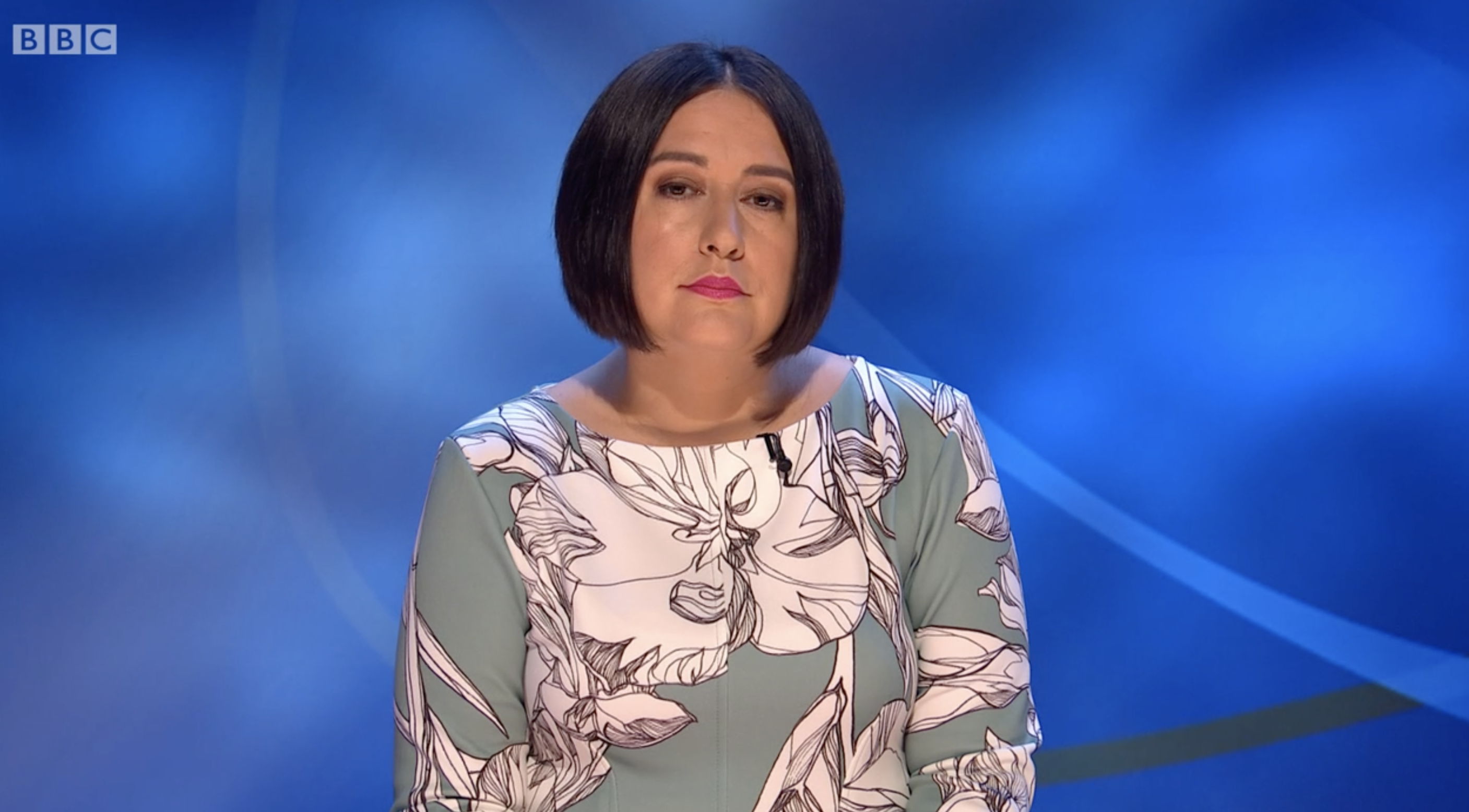 Who is Lisa Thiel from Eggheads? Is she actually a singer?