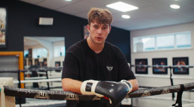 When is Curtis Pritchard's boxing fight? Will The Boxer and the Ballroom Dancer show it live?