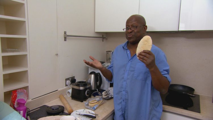 Celebrity Come Dine With Me: Dave Benson Phillips gives viewers serious throwback vibes