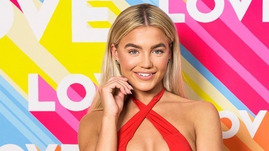 Meet Molly Smith on Instagram: Love Island newbie and stunning model!