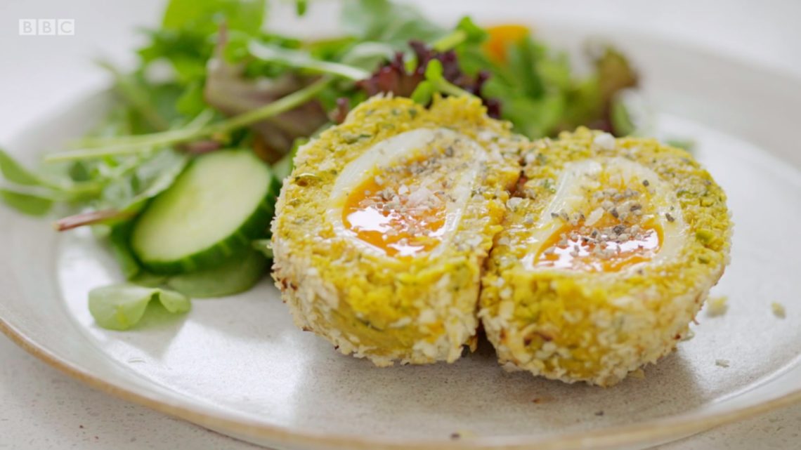 Make Tom Kerridge’s vegetarian scotch eggs: Lose Weight & Get Fit revamps the snack!