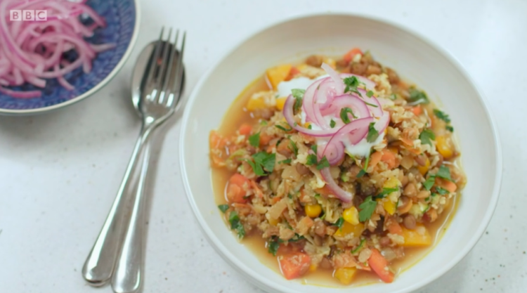 Eat Well for Less: Cauliflower veg pilau recipe step-by-step!