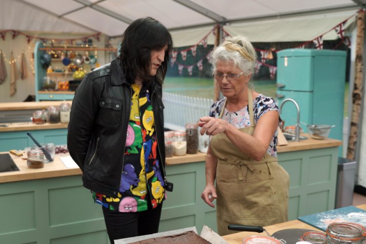 Buy Noel Fielding's fruit shirt: GBBO host's colourful episode 4 outfit!