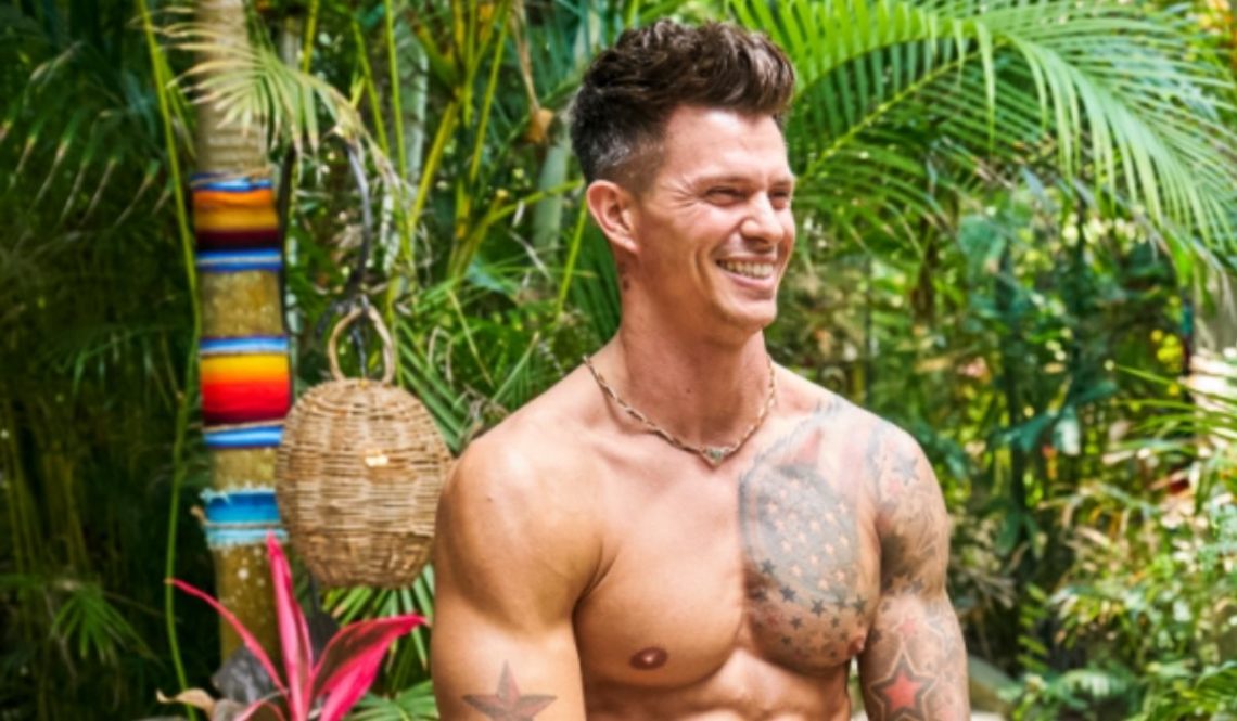 Is Kenny Braasch fully nude on Bachelor in Paradise? Why fans refuse to believe