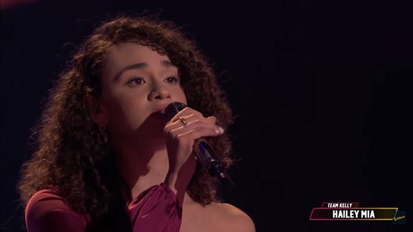 Who are Hailey Mia's parents on The Voice 2021?