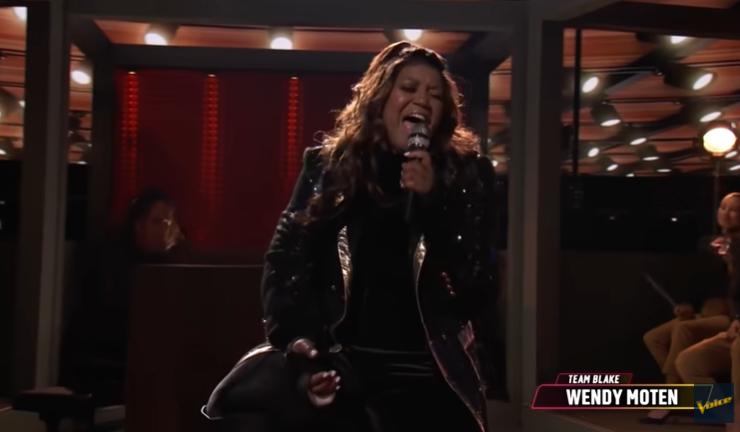 How did contestant Wendy on The Voice 2021 get hurt?