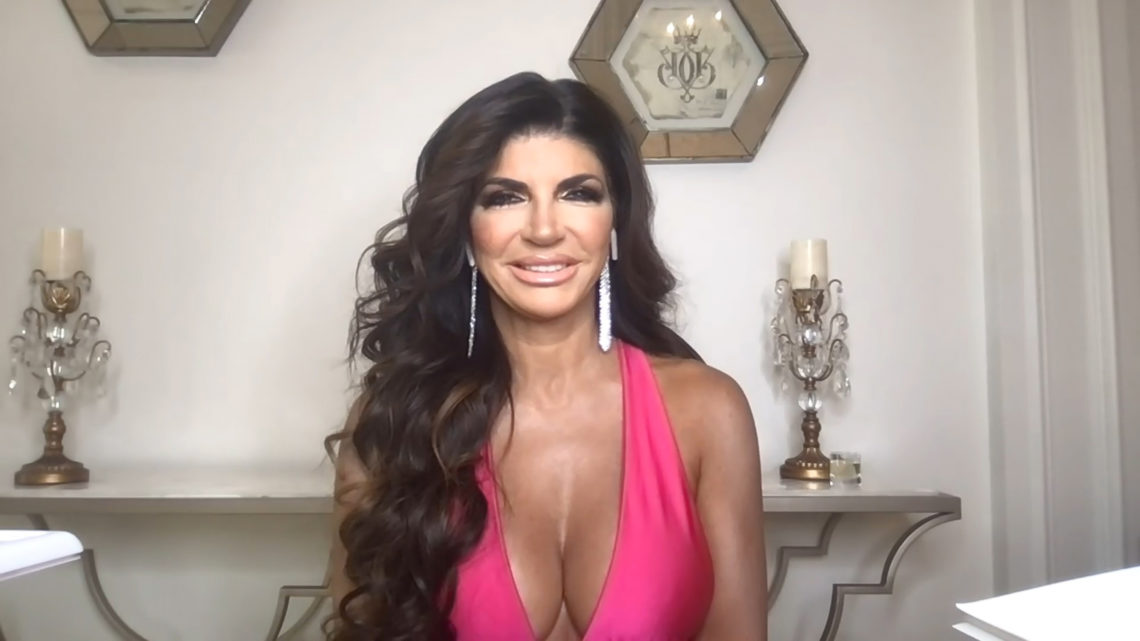 What are Teresa Giudice's workout clothes? Love Collection stems from yoga career