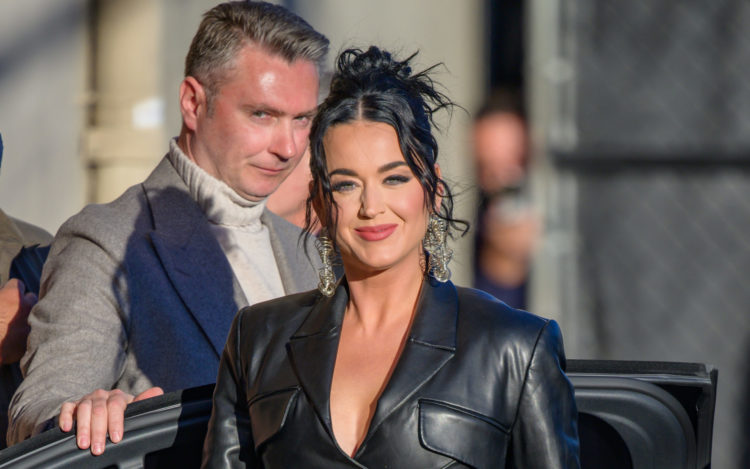 Katy Perry's wardrobe malfunction on American Idol is no one-split wonder