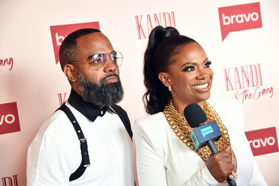 Kandi and The Gang fans call the show's theme song a "bop"