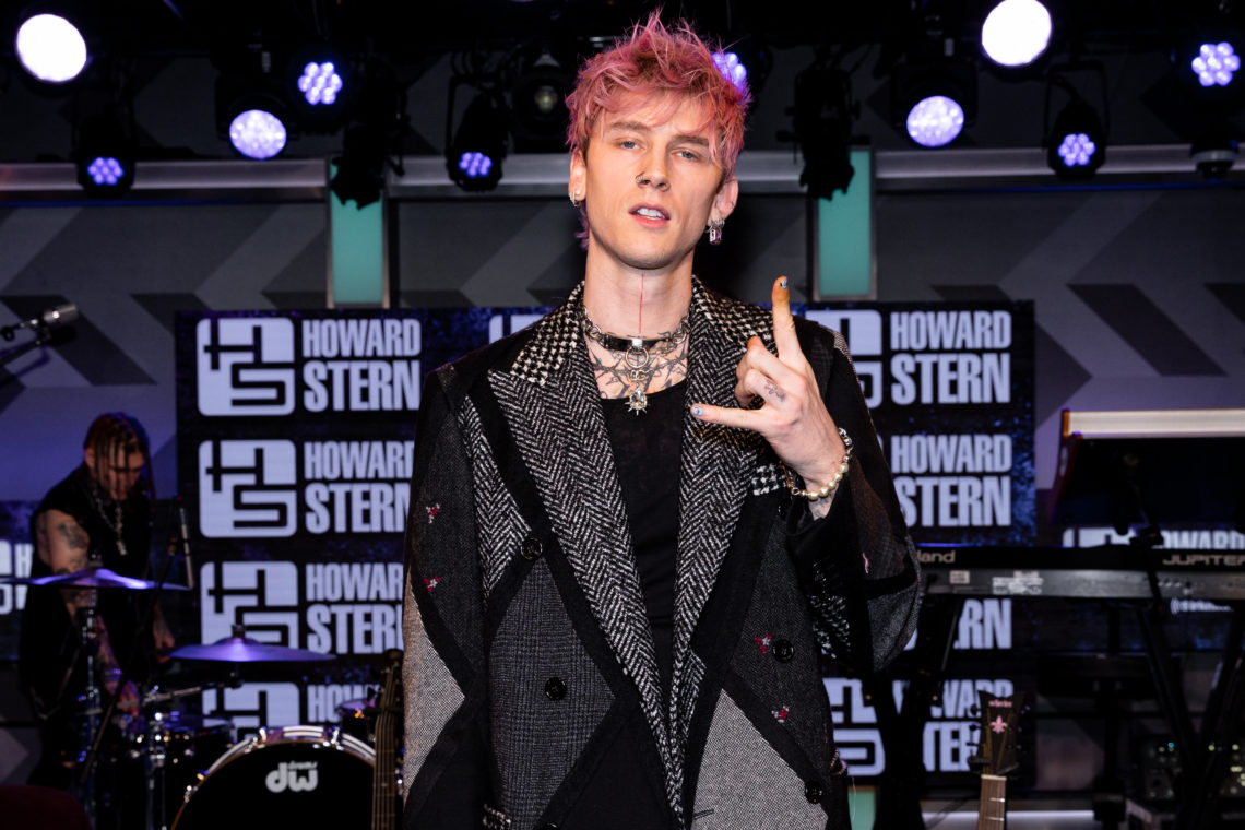 Why Howard Stern is envious of MGK and Pete Davidson's 'bromance'