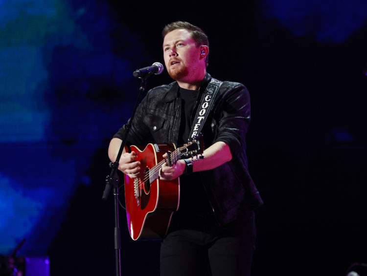 American Idol's Scotty McCreery expecting first baby with childhood sweetheart