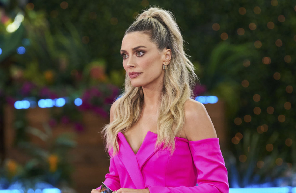 What happened to the host of Love Island Arielle Vandenberg?