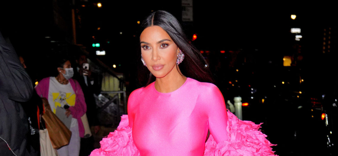 Kim Kardashian still struggles to open her '$285k custom' luxury car door