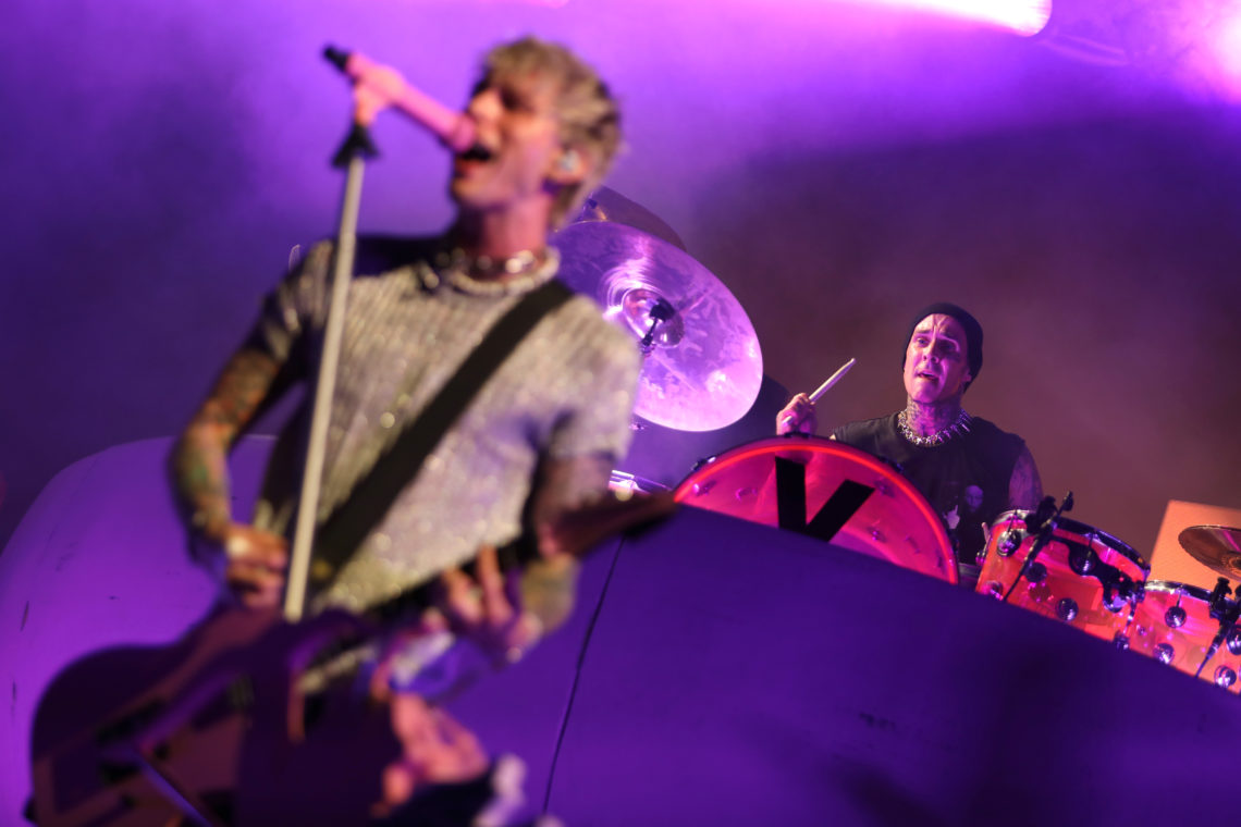 Travis Barker fans swooning over 'brotherhood' with MGK after behind-the-scenes clip