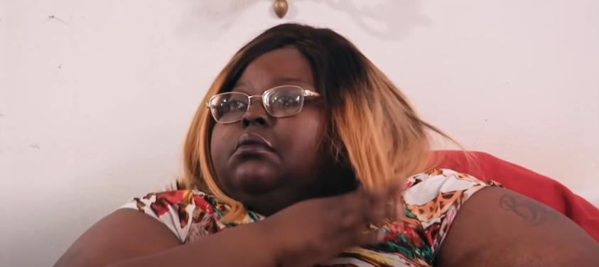 Lashanta White wears glasses and a floral top on My 600-Lb Life