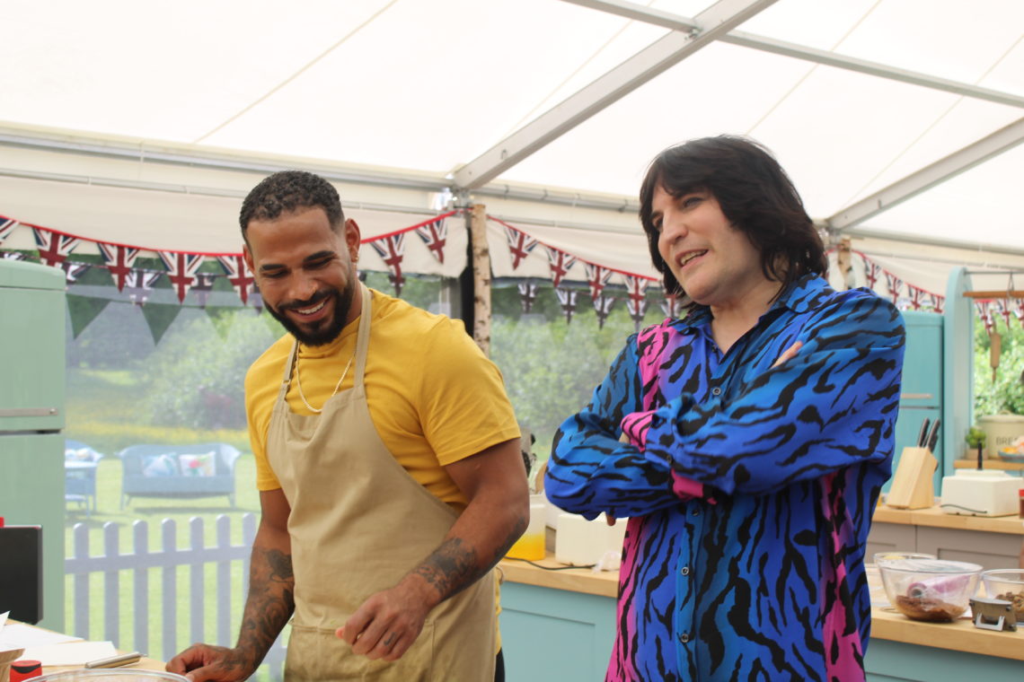 Noel Fielding's pink and blue zebra print shirt on GBBO is currently sold out