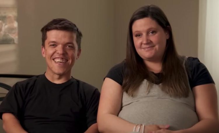 Baby Josiah steals the show as Tori Roloff shows 'chaotic' life behind camera