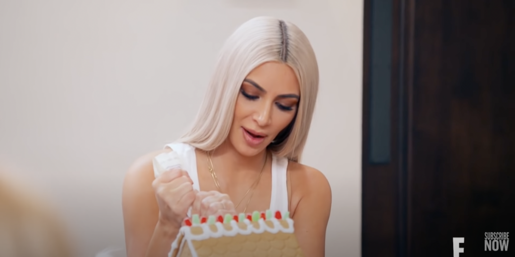 Kim Kardashian decorating ginger bread man