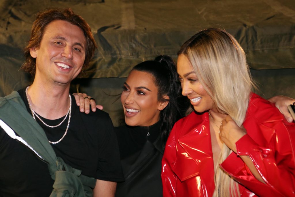 Jonathan Cheban, Kim Kardashian and La La Anthony smiling together in group photo 