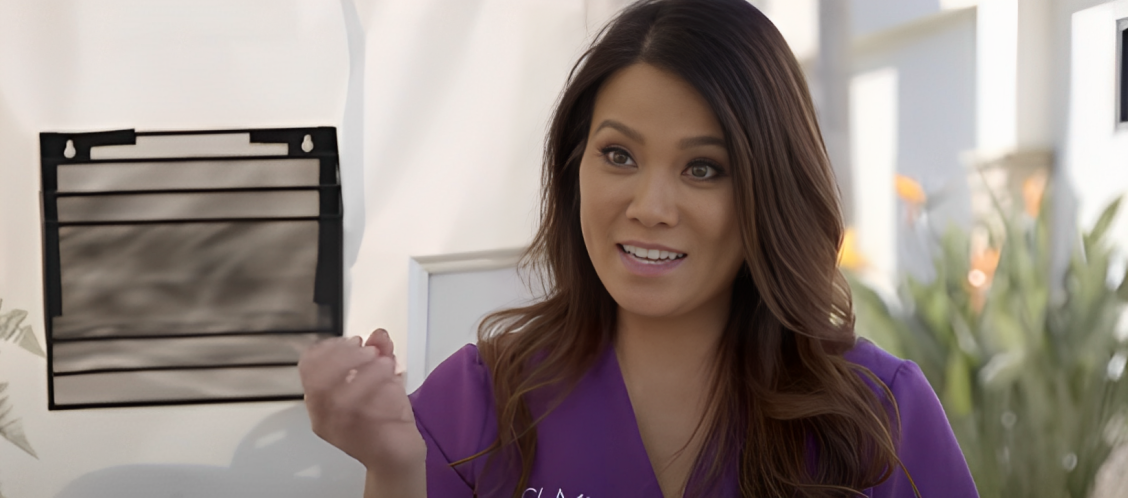 How much does Dr Pimple Popper make per episode? Home is a 'modern desert oasis'