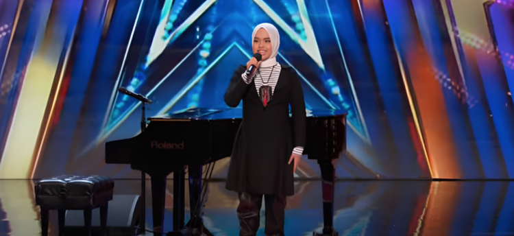 America's Got Talent fans 'cry through entire song' of incredible blind teenager